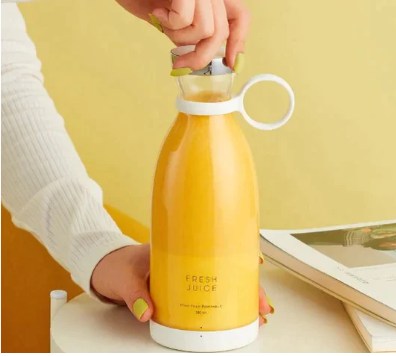 Electric clearance juicer bottle